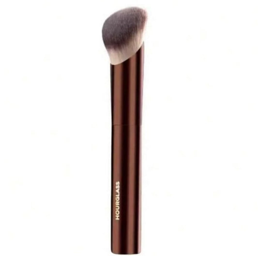 HOURGLASS AMBIENT SOFT GLOW FOUNDATION BRUSH