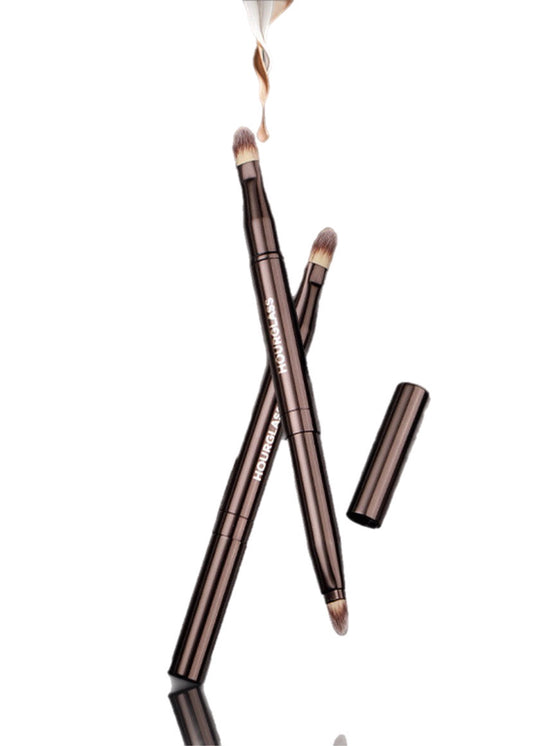 Hourglass Retractable Lip & Concealer Blending Brush – Special Edition / فرشاة Hourglass القابلة للسحب لتطبيق الكونسيلر وتحديد الشفاه