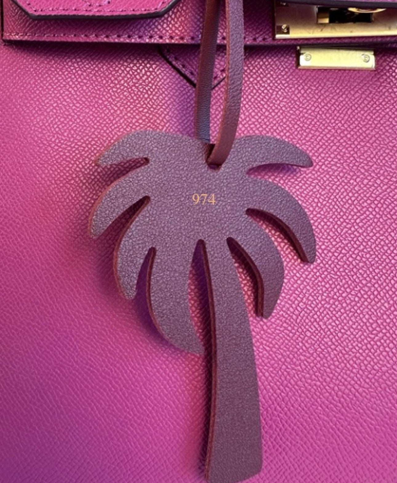 974 PALM TREA BAG CHARM