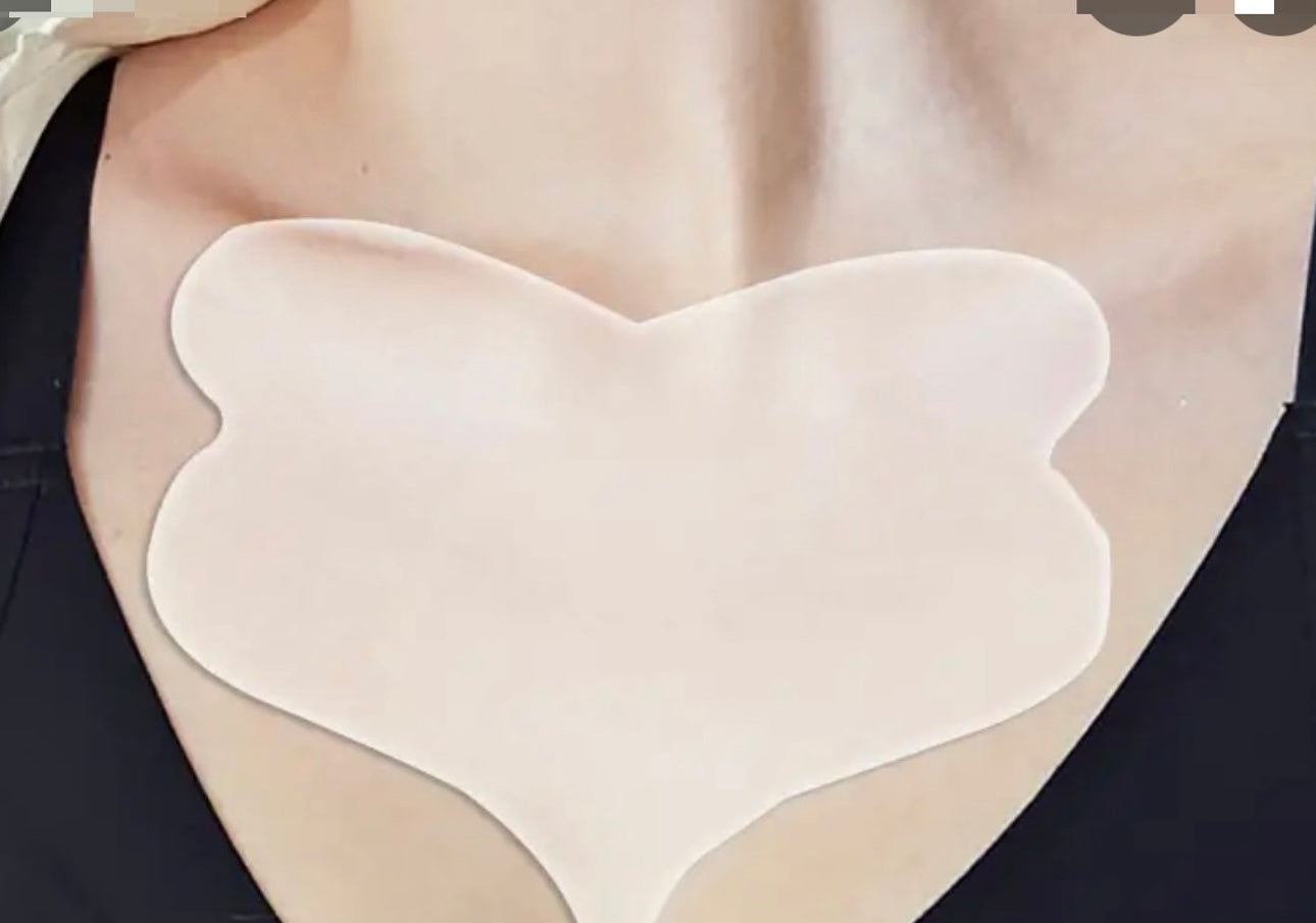 Décolleté Anti wrinkle silicone patches. Reusable
