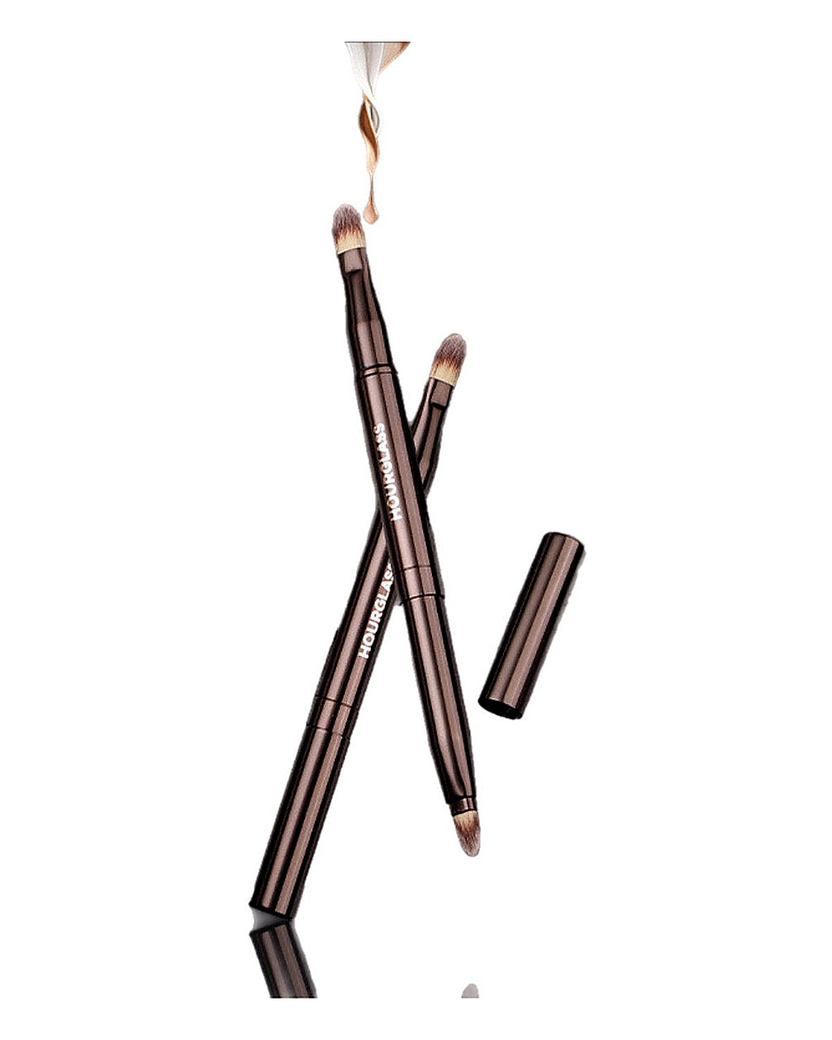 Hourglass Retractable Lip & Concealer Blending Brush – Special Edition / فرشاة Hourglass القابلة للسحب لتطبيق الكونسيلر وتحديد الشفاه